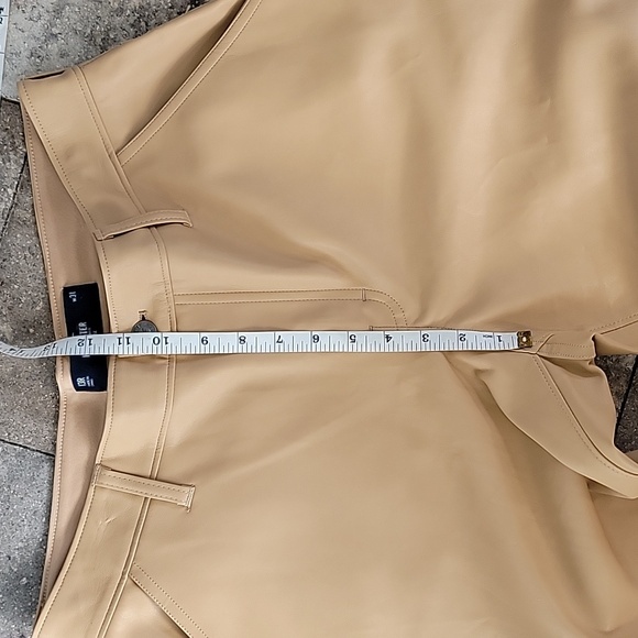 Hollister Faux Leather Tan High-Rise Pants Sz 31R - Picture 8 of 14